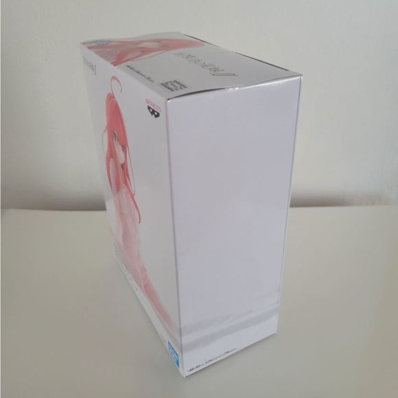 The Quintessential Quintuplets ∬ Itsuki Nakano Non-Scale Figure - Picture 3 of 4